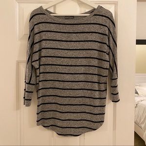 Market & Spruce Light Sweater Batwing S